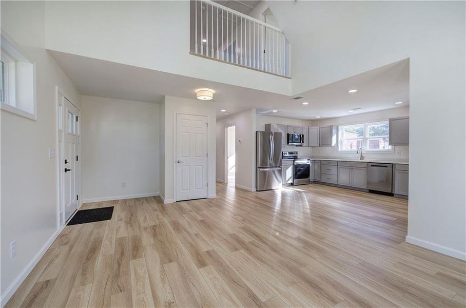 Spacious, unfurnished interior of a new home in , Adairsville (Image 17).