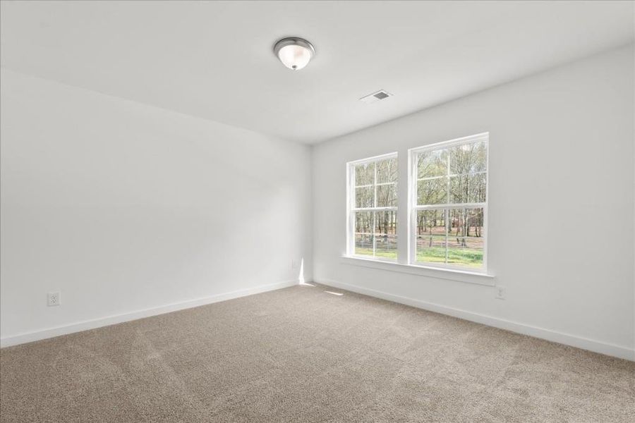 Spacious, unfurnished interior of a new home in , Statham (Image 34).