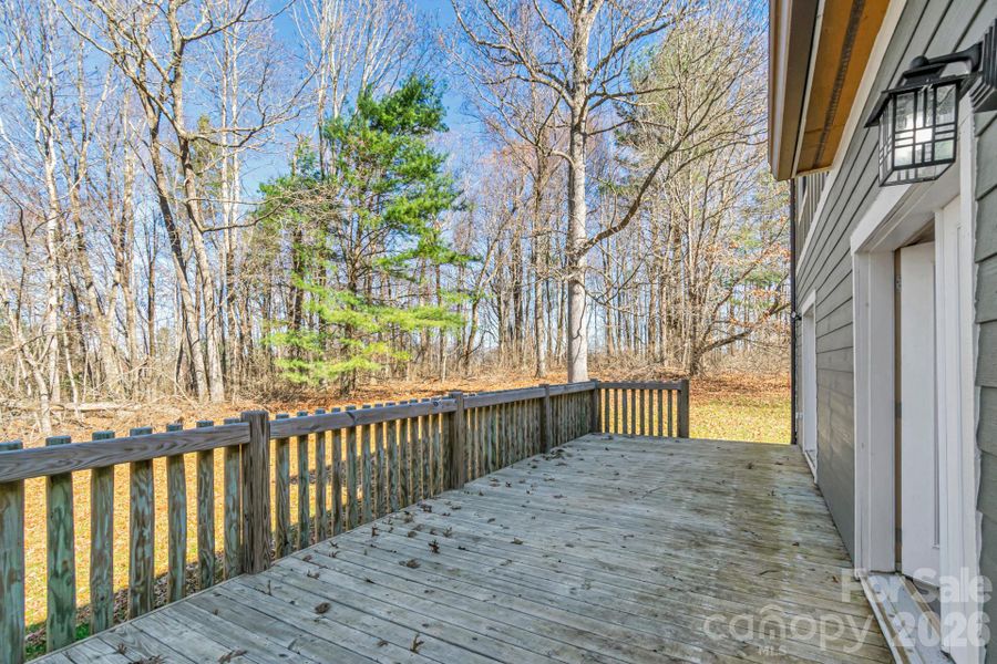 Exterior details and patio area of a home in , Laurel Springs (Image 3).