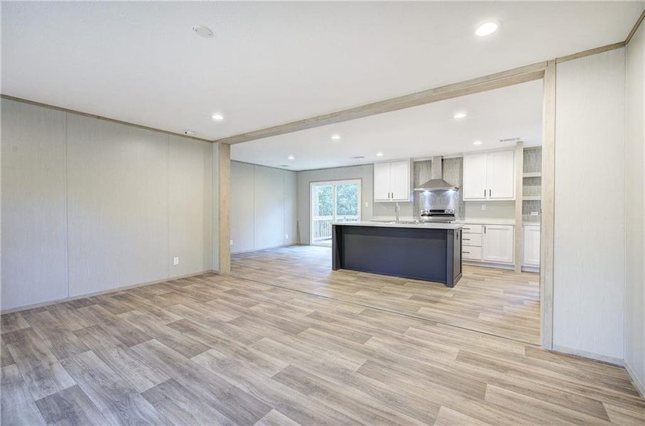 Spacious, unfurnished interior of a new home in , Talking Rock (Image 37).