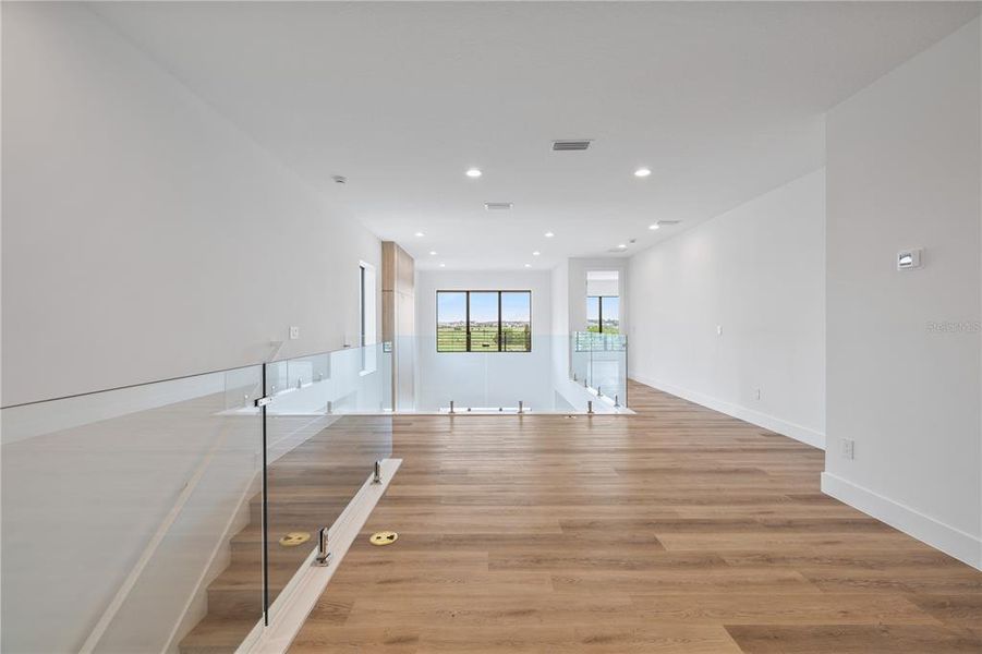 Spacious, unfurnished interior of a new home in , Montverde (Image 25).