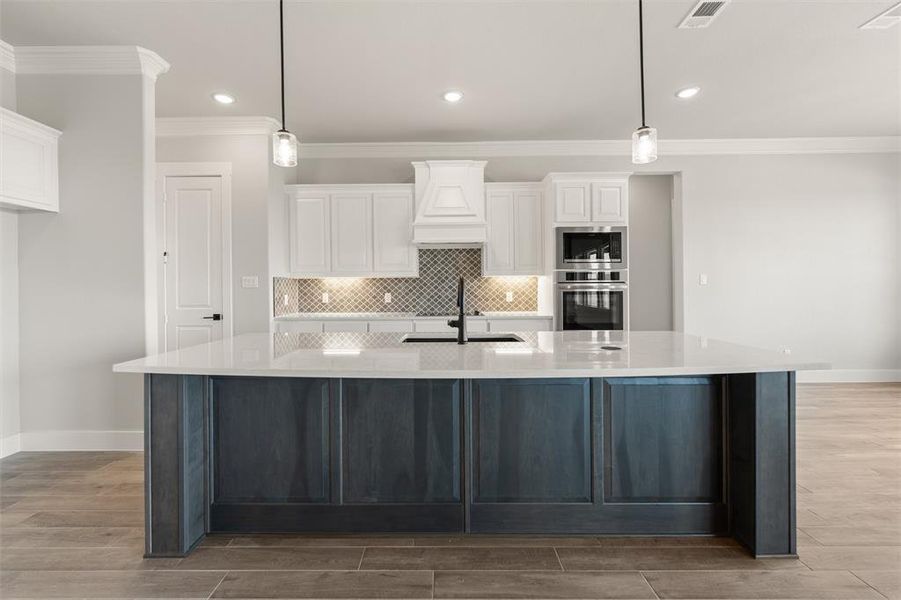 Furnished interior view inside a new home in Eagle Ridge Estates, Weatherford (Image 7).