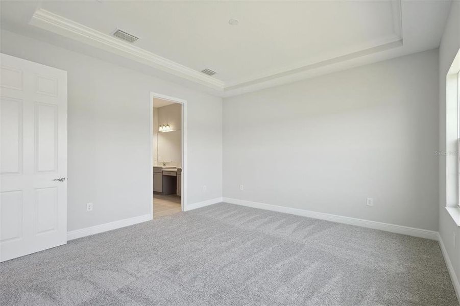 Spacious, unfurnished interior of a new home in Two Rivers, Zephyrhills (Image 14).
