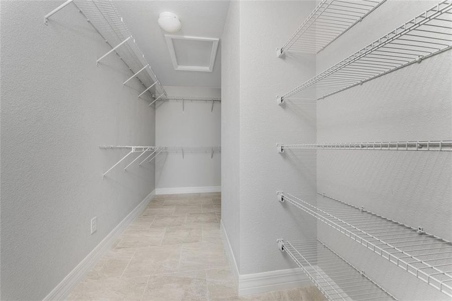 Spacious, unfurnished interior of a new home in , North Port (Image 20).