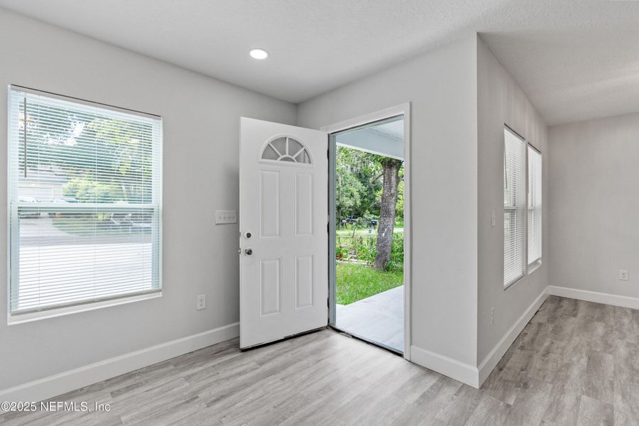 Spacious, unfurnished interior of a new home in , Jacksonville (Image 29). Spacious, unfurnished interior of a new home in , Jacksonville (Image 29).