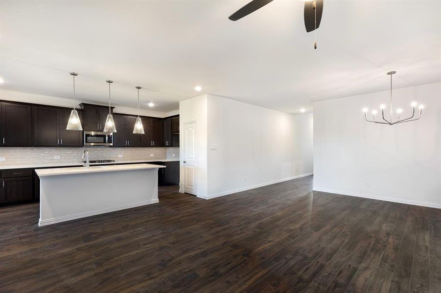 Delivery_204 GR-021 Delivery_204 GR-021