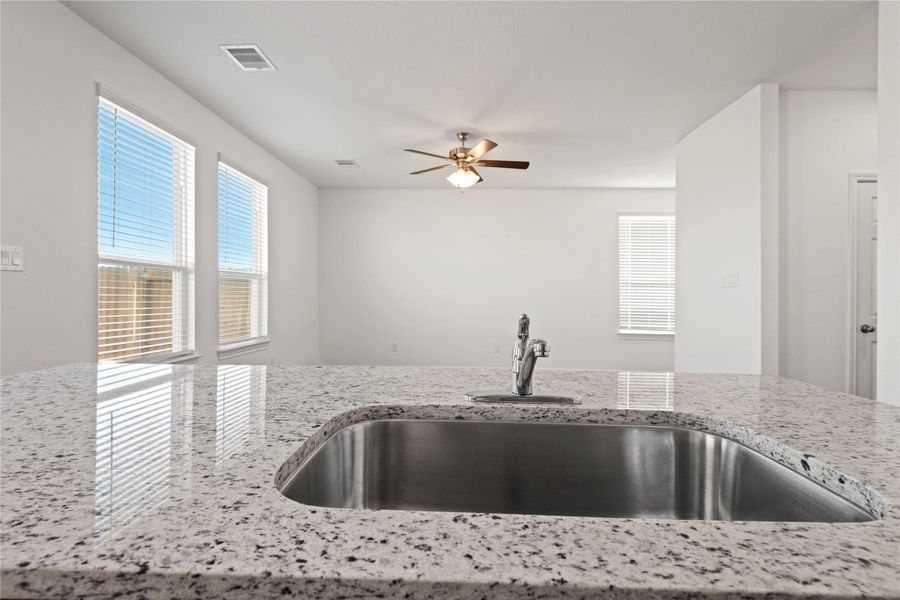 Photo for visual purposes. Colors and selections will vary.