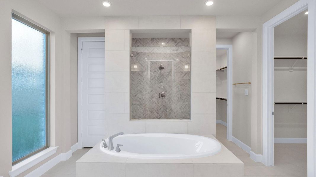 Furnished interior view inside a new home in Briarley 60', Montgomery (Image 12).