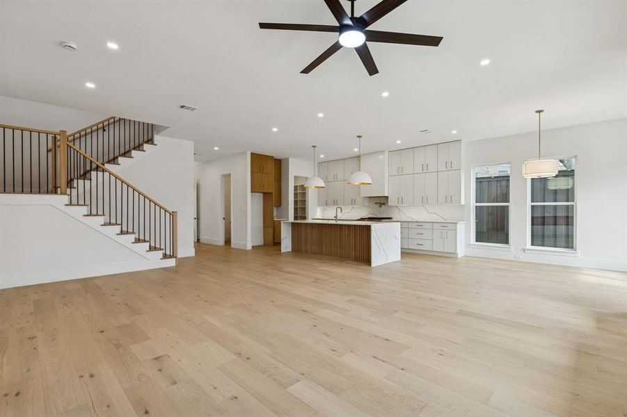 Spacious, unfurnished interior of a new home in , Farmers Branch (Image 21).