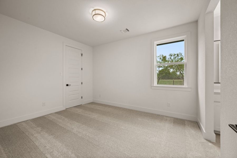Spacious, unfurnished interior of a new home in Rolling Creek Ranch, Aledo (Image 38). Spacious, unfurnished interior of a new home in Rolling Creek Ranch, Aledo (Image 38).