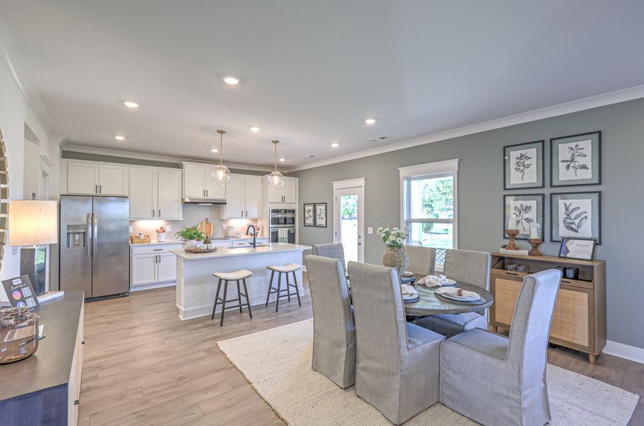 *Photo of model home. Selections and finishes may vary. *Photo of model home. Selections and finishes may vary.