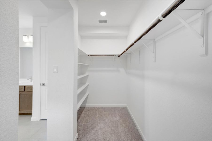 Spacious, unfurnished interior of a new home in Legacy - Retreat Collection, League City (Image 14).