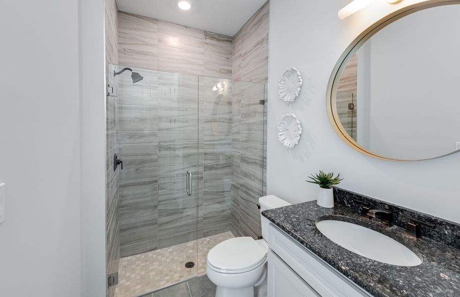 Stellar Guest Bath Murfreesboro New Home 55+ Communities