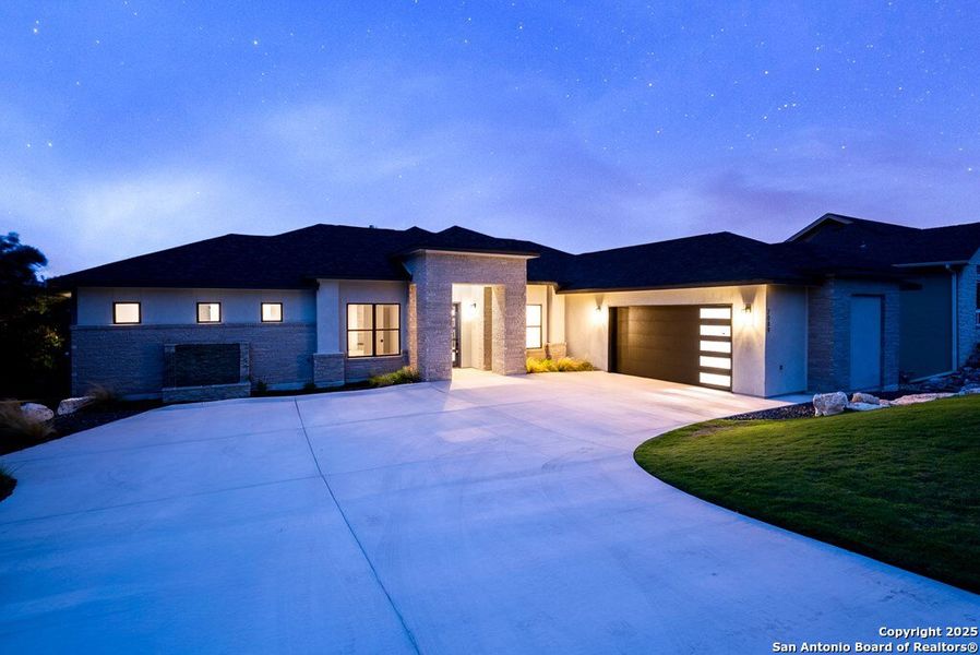 Front exterior of a new home in , Kerrville, TX, highlighting curb appeal (Image 28). Front exterior of a new home in , Kerrville, TX, highlighting curb appeal (Image 28).