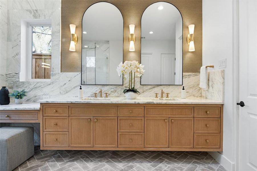 Furnished interior view inside a new home in , Dallas (Image 14).