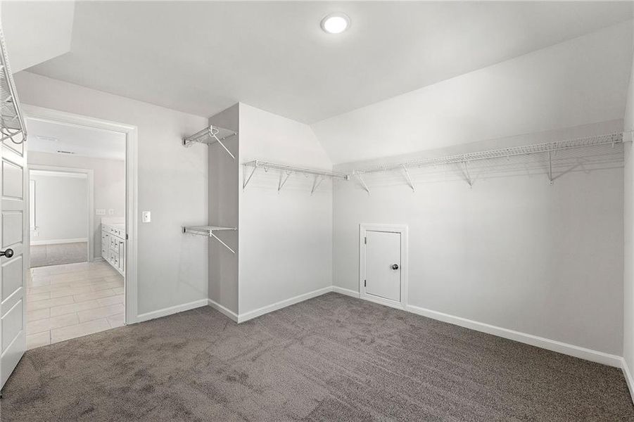 Spacious, unfurnished interior of a new home in , Watkinsville (Image 39).