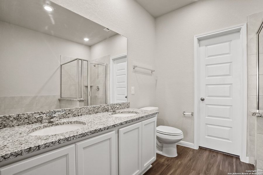 Furnished interior view inside a new home in Dauer Ranch, New Braunfels (Image 9). Furnished interior view inside a new home in Dauer Ranch, New Braunfels (Image 9).