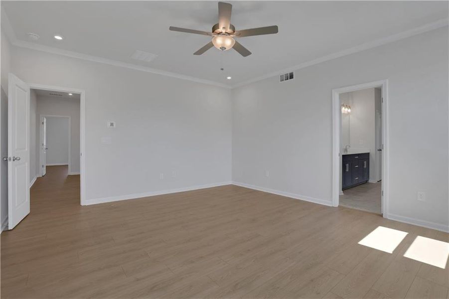 Spacious, unfurnished interior of a new home in The Paddocks at Doc Hughes, Buford (Image 31).