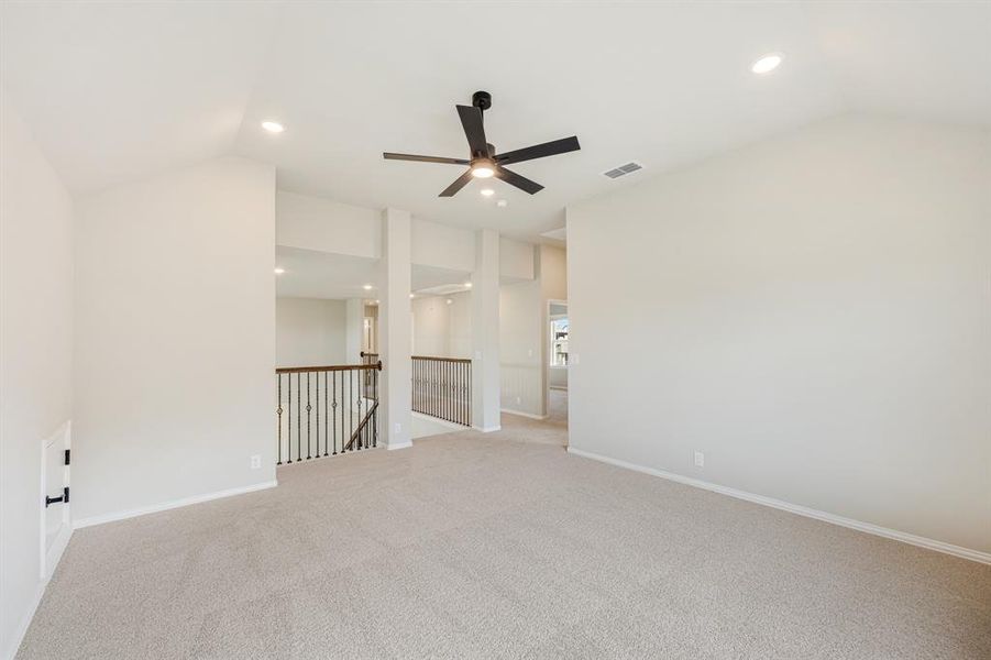 Spacious, unfurnished interior of a new home in Devonshire Classic 60-65, Forney (Image 22).