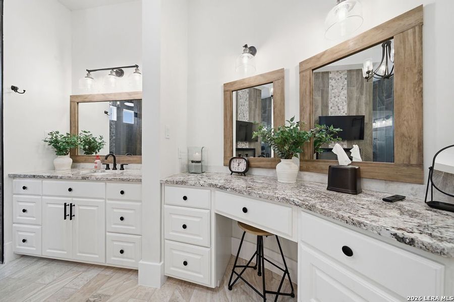 Furnished interior view inside a new home in , New Braunfels (Image 16).
