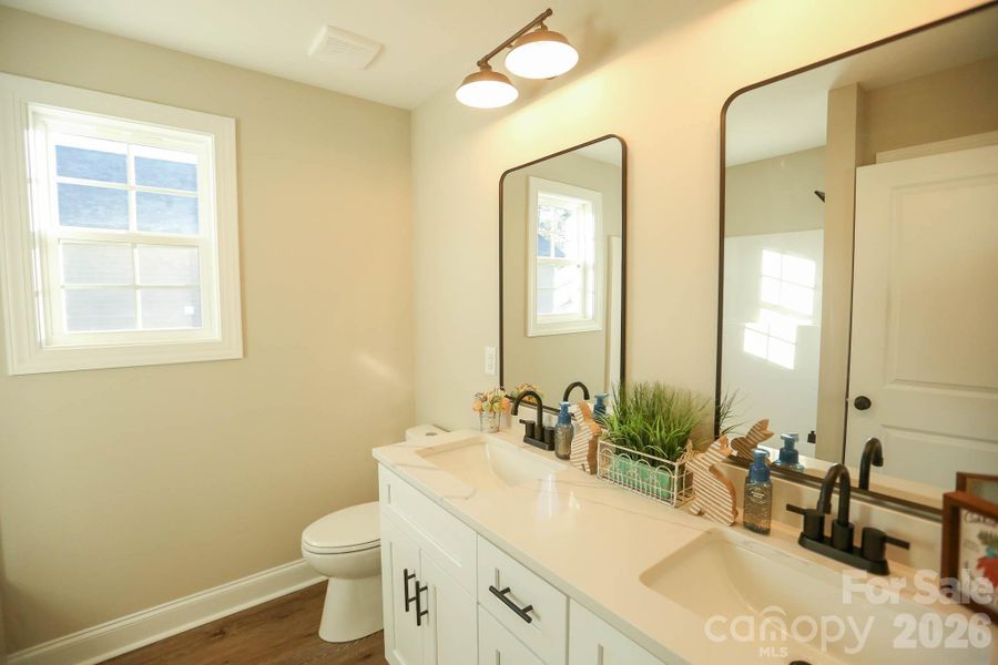 Furnished interior view inside a new home in , Kannapolis (Image 13).