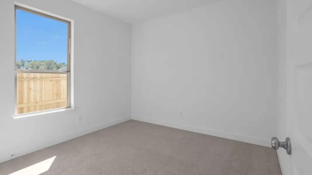 Spacious, unfurnished interior of a new home in Grand Central Park 45', Conroe (Image 11). Spacious, unfurnished interior of a new home in Grand Central Park 45', Conroe (Image 11).