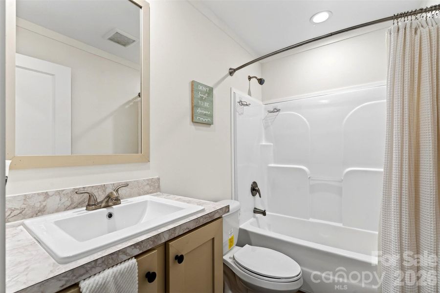 Furnished interior view inside a new home in , Marion (Image 26). Furnished interior view inside a new home in , Marion (Image 26).