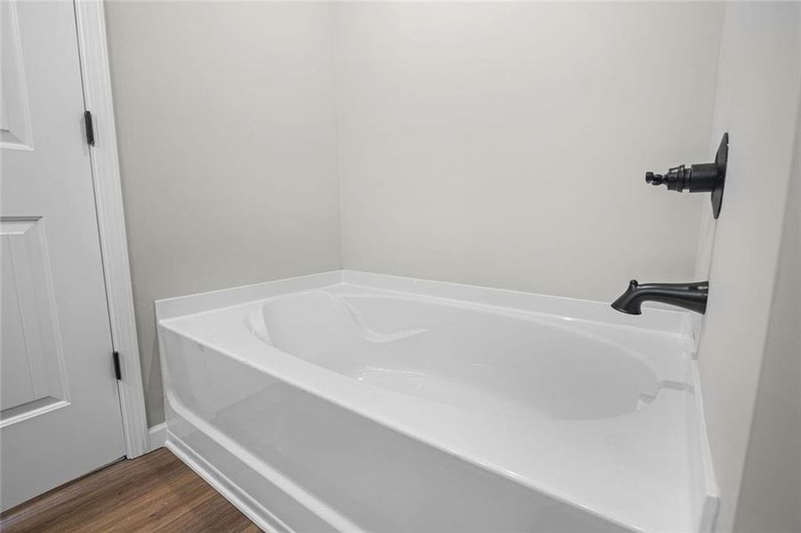 Close-up of interior finishes inside a home in Three Rivers, Rome (Image 12). Close-up of interior finishes inside a home in Three Rivers, Rome (Image 12).