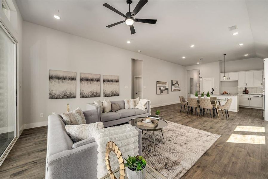 Furnished interior view inside a new home in Edgewood Creek, Celina (Image 3).