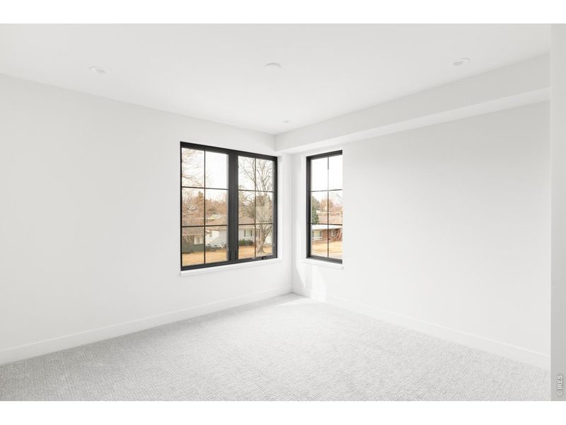 Spacious, unfurnished interior of a new home in , Denver (Image 26).