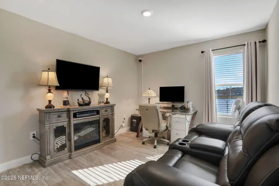 Furnished interior view inside a new home in Cross Creek, Green Cove Springs (Image 15).