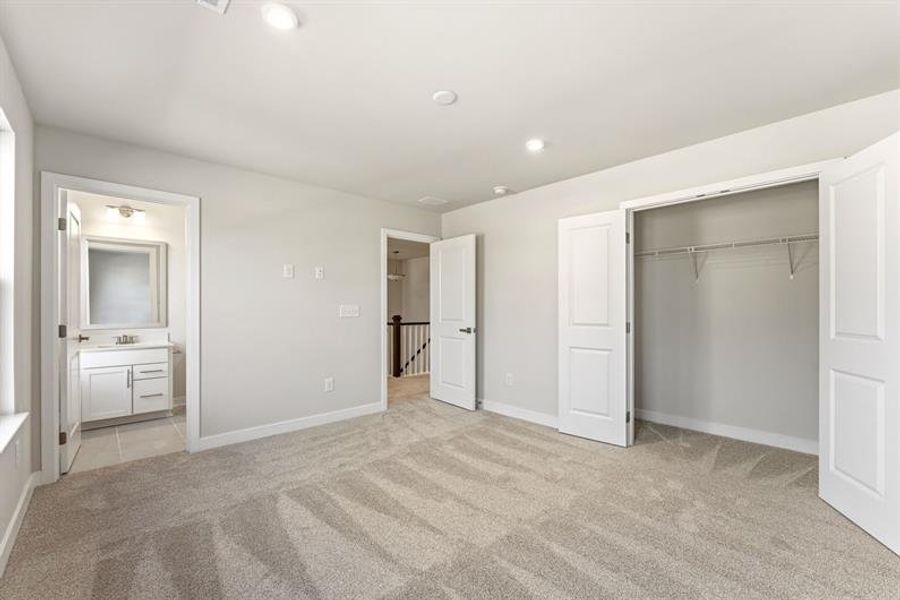 Spacious, unfurnished interior of a new home in Grande Dunes North Village, Myrtle Beach (Image 23). Spacious, unfurnished interior of a new home in Grande Dunes North Village, Myrtle Beach (Image 23).