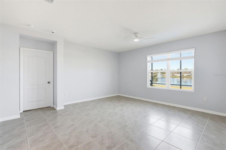 Spacious, unfurnished interior of a new home in , New Smyrna Beach (Image 18).