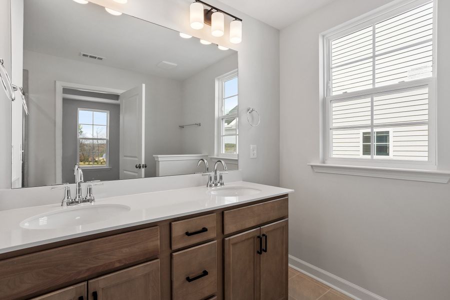 Image 26 of a home in Renaissance at White Oak.