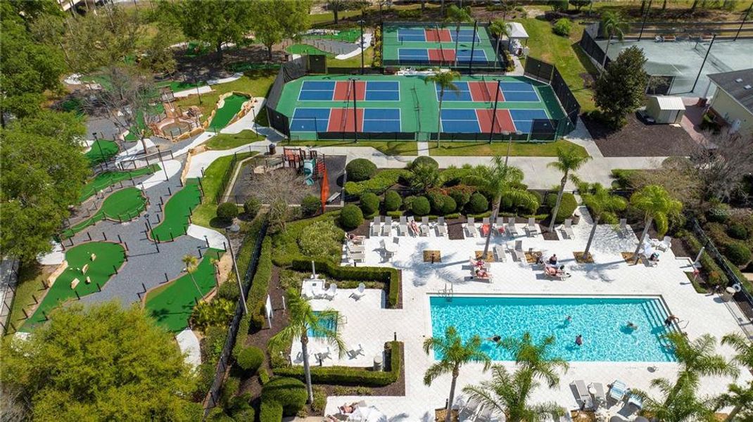 Community amenities in , Reunion (Image 6).