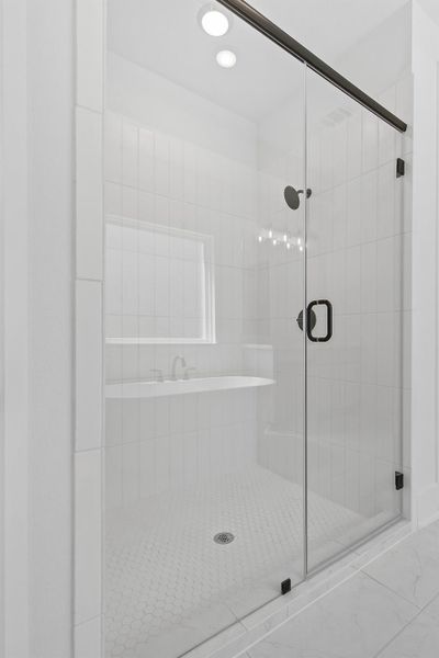 Representative image. Features, specifications, selections and colors may vary.