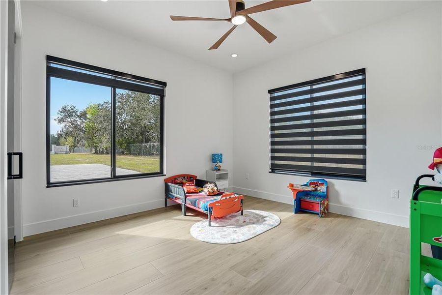 Furnished interior view inside a new home in , Spring Hill (Image 40).