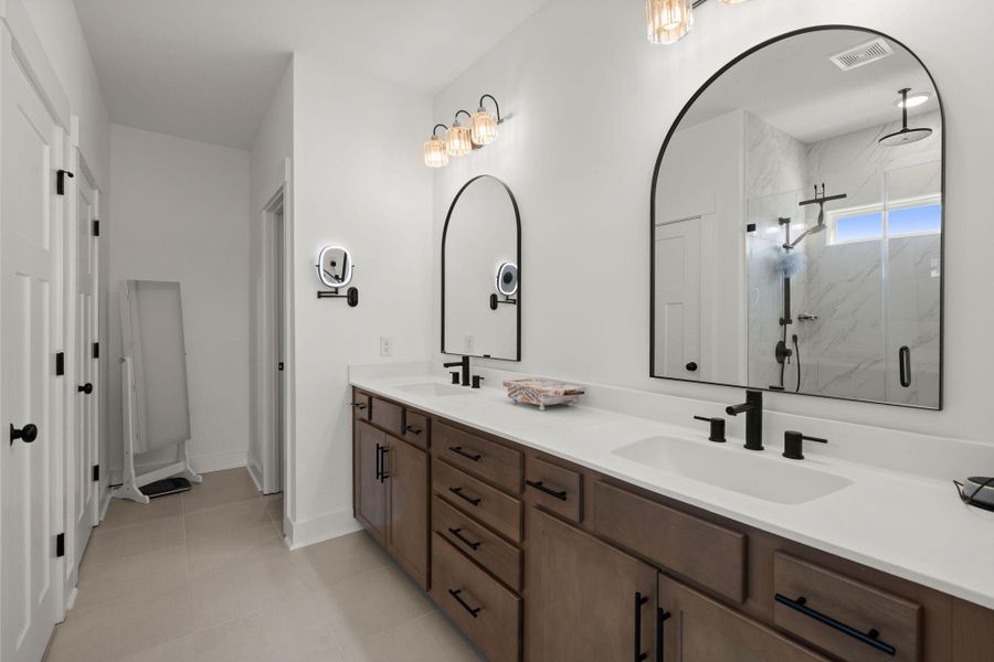 Furnished interior view inside a new home in Timothy Lakes, Ridgeville (Image 5). Furnished interior view inside a new home in Timothy Lakes, Ridgeville (Image 5).