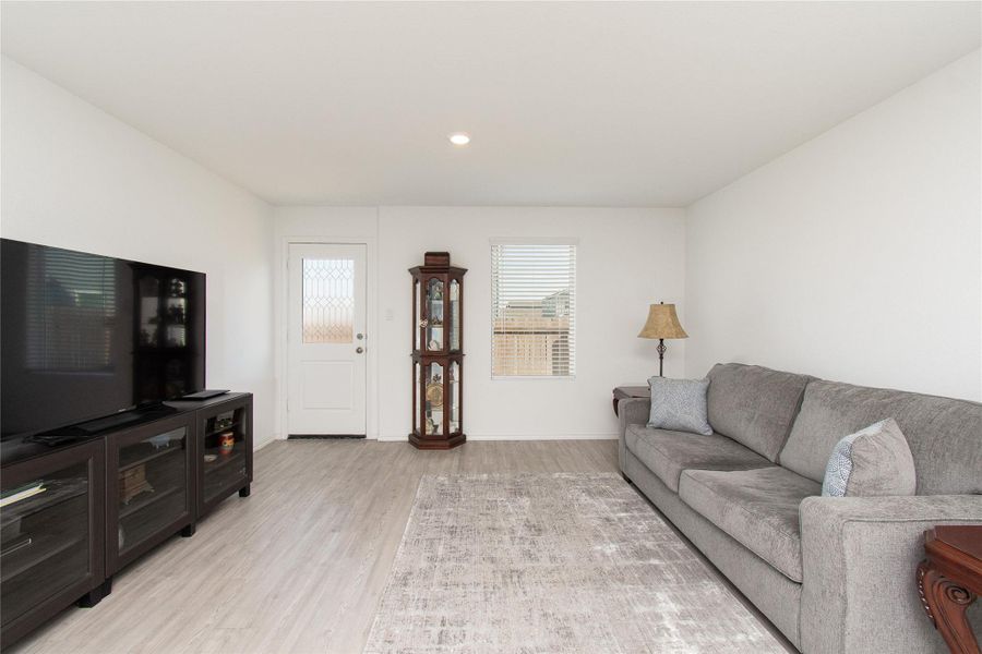 Furnished interior view inside a new home in Cielo Gardens: Welton Collection, Jarrell (Image 5). Furnished interior view inside a new home in Cielo Gardens: Welton Collection, Jarrell (Image 5).