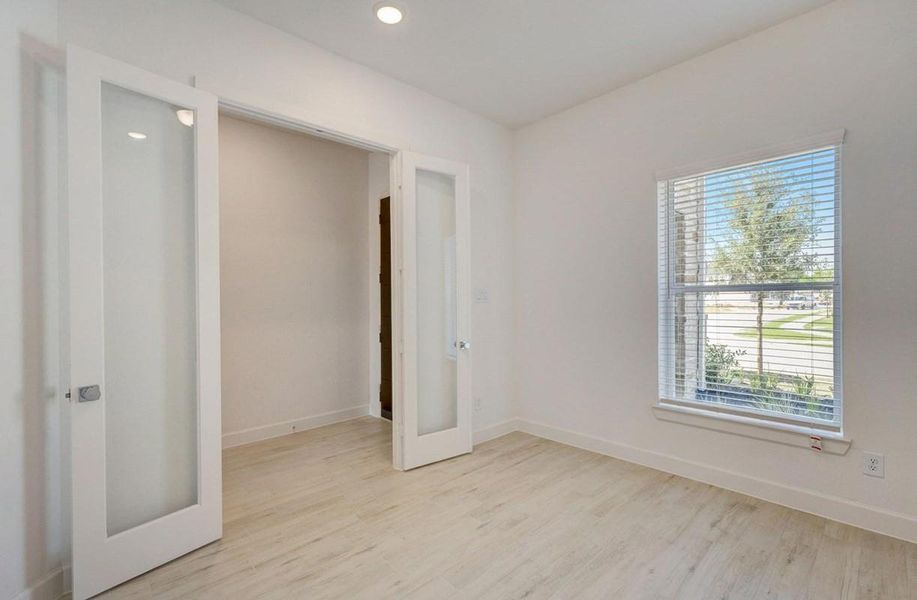 REPRESENTATIVE PHOTO - Photo does not represent actual home options and selection. Ask Sales consultant for specific selections.