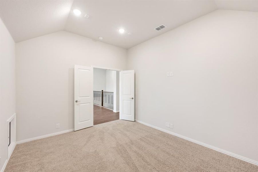 Spacious, unfurnished interior of a new home in Hayes Crossing, Midlothian (Image 39).