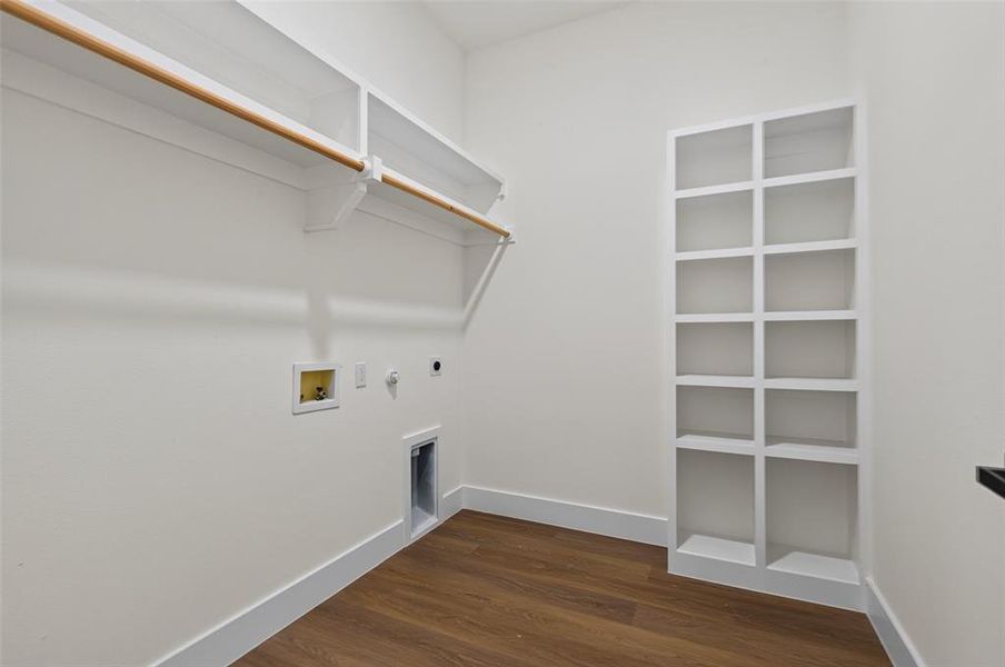 Spacious, unfurnished interior of a new home in , Forney (Image 27). Spacious, unfurnished interior of a new home in , Forney (Image 27).