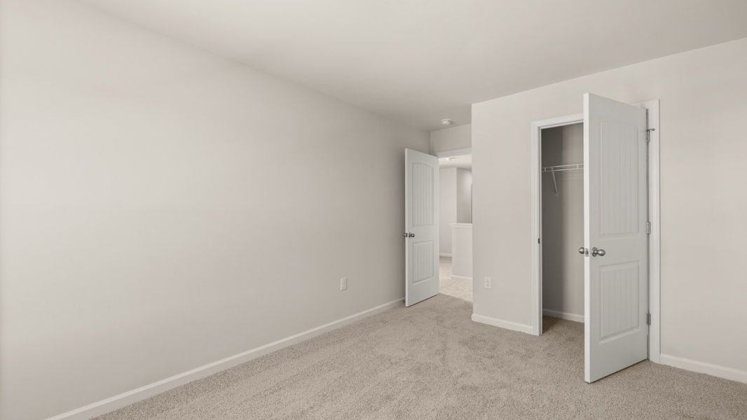 Spacious, unfurnished interior of a new home in Rolling Meadows, Jasper (Image 22).