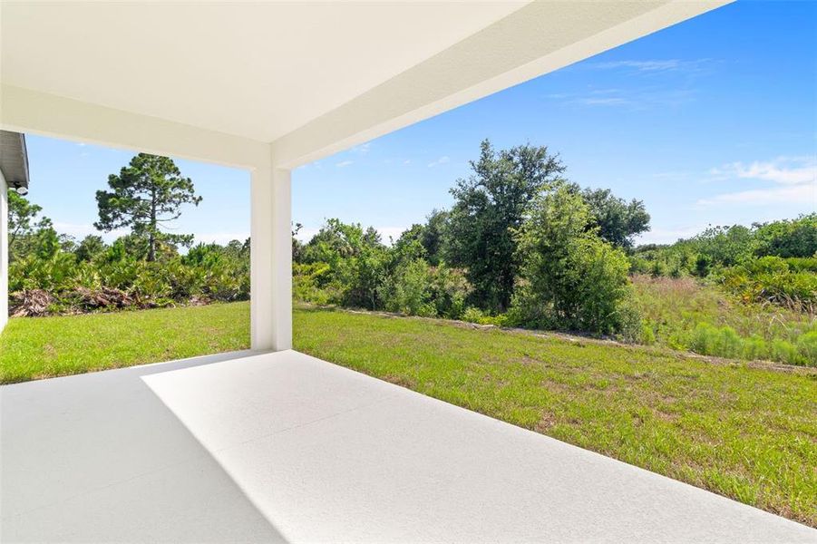 Exterior details and patio area of a home in , Port Charlotte (Image 25).