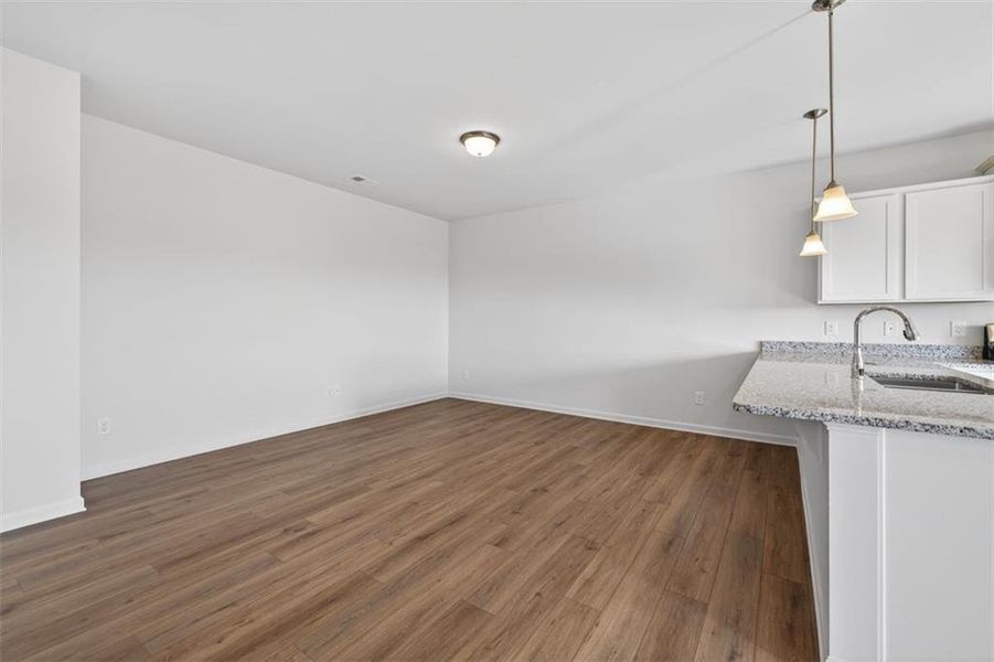 Spacious, unfurnished interior of a new home in Townes At The Stiles, Cartersville (Image 12).