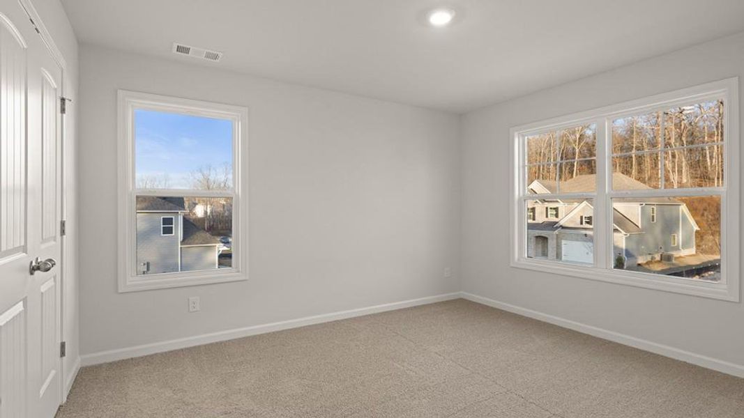 Spacious, unfurnished interior of a new home in Butner Estates, South Fulton (Image 23).