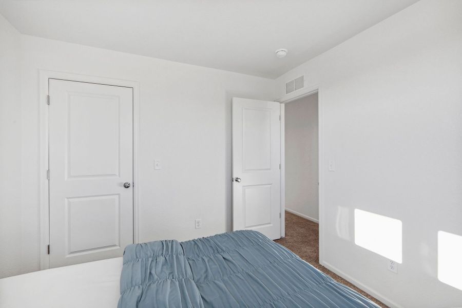 Furnished interior view inside a new home in Green Valley Ranch, Aurora (Image 25). Furnished interior view inside a new home in Green Valley Ranch, Aurora (Image 25).