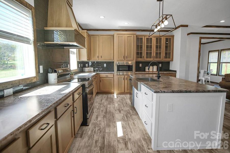 Furnished interior view inside a new home in , Shelby (Image 6).