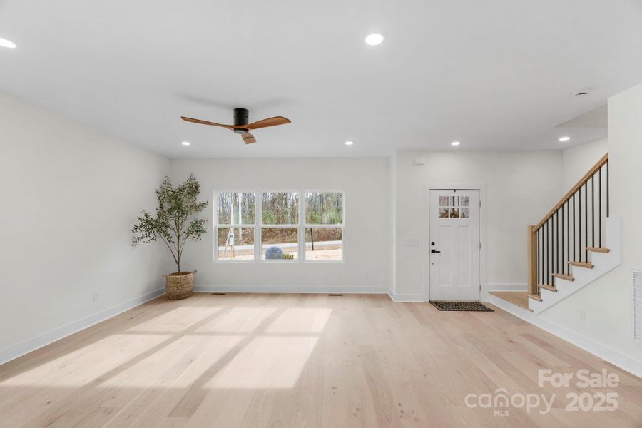 Spacious, unfurnished interior of a new home in , Waxhaw (Image 21). Spacious, unfurnished interior of a new home in , Waxhaw (Image 21).