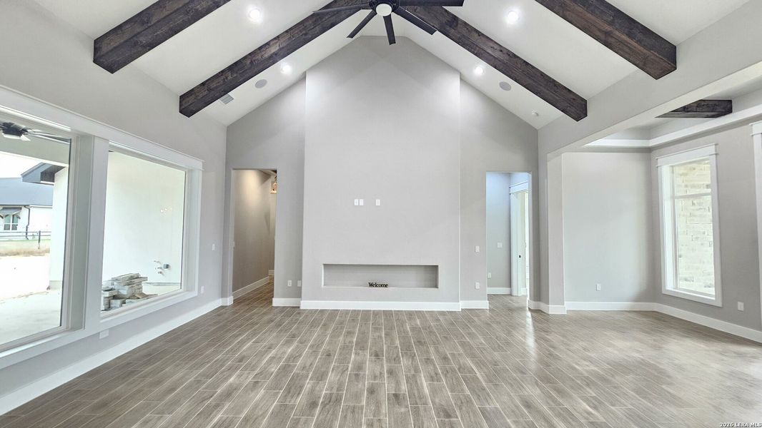 Spacious, unfurnished interior of a new home in , Adkins (Image 41).